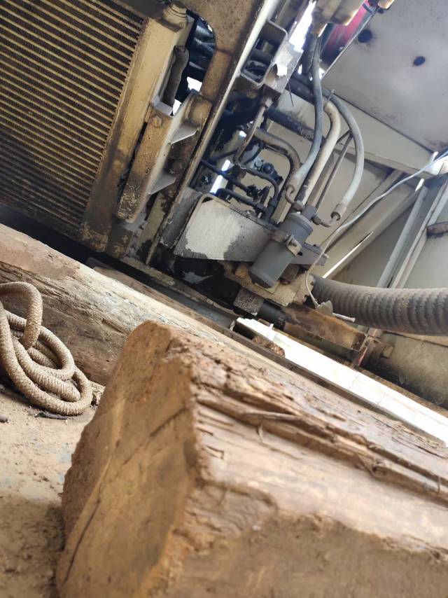 中联2009年250H汽车吊