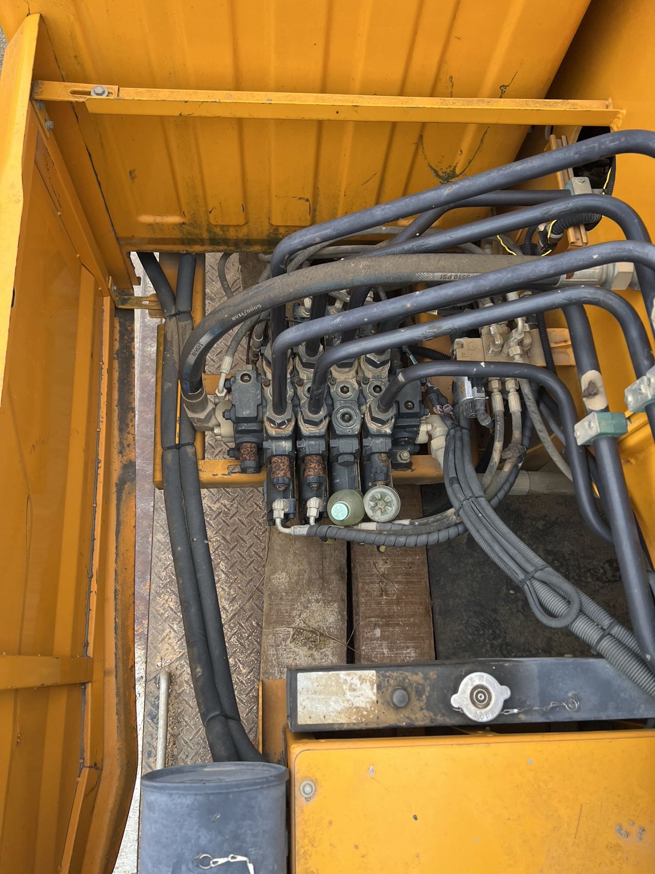 三一2015年250H汽车吊