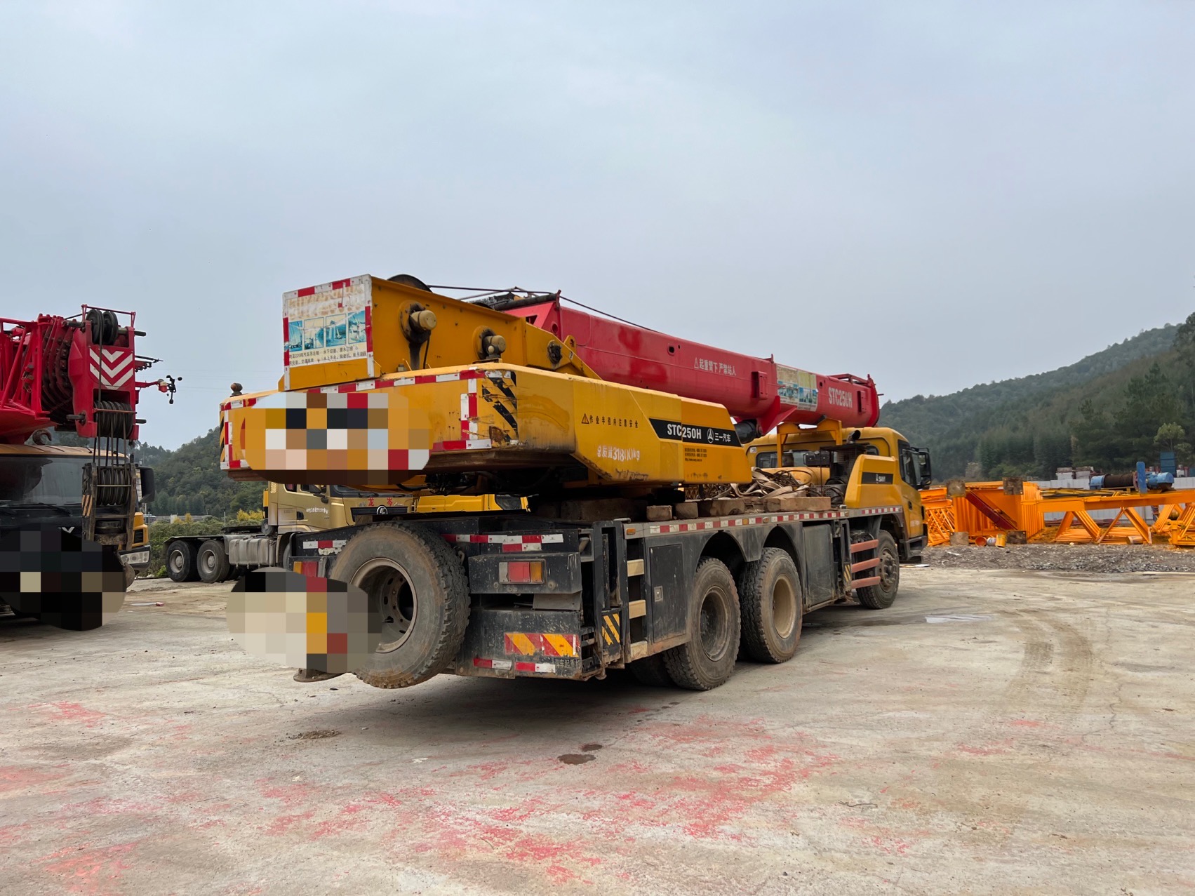 三一2015年250H汽车吊