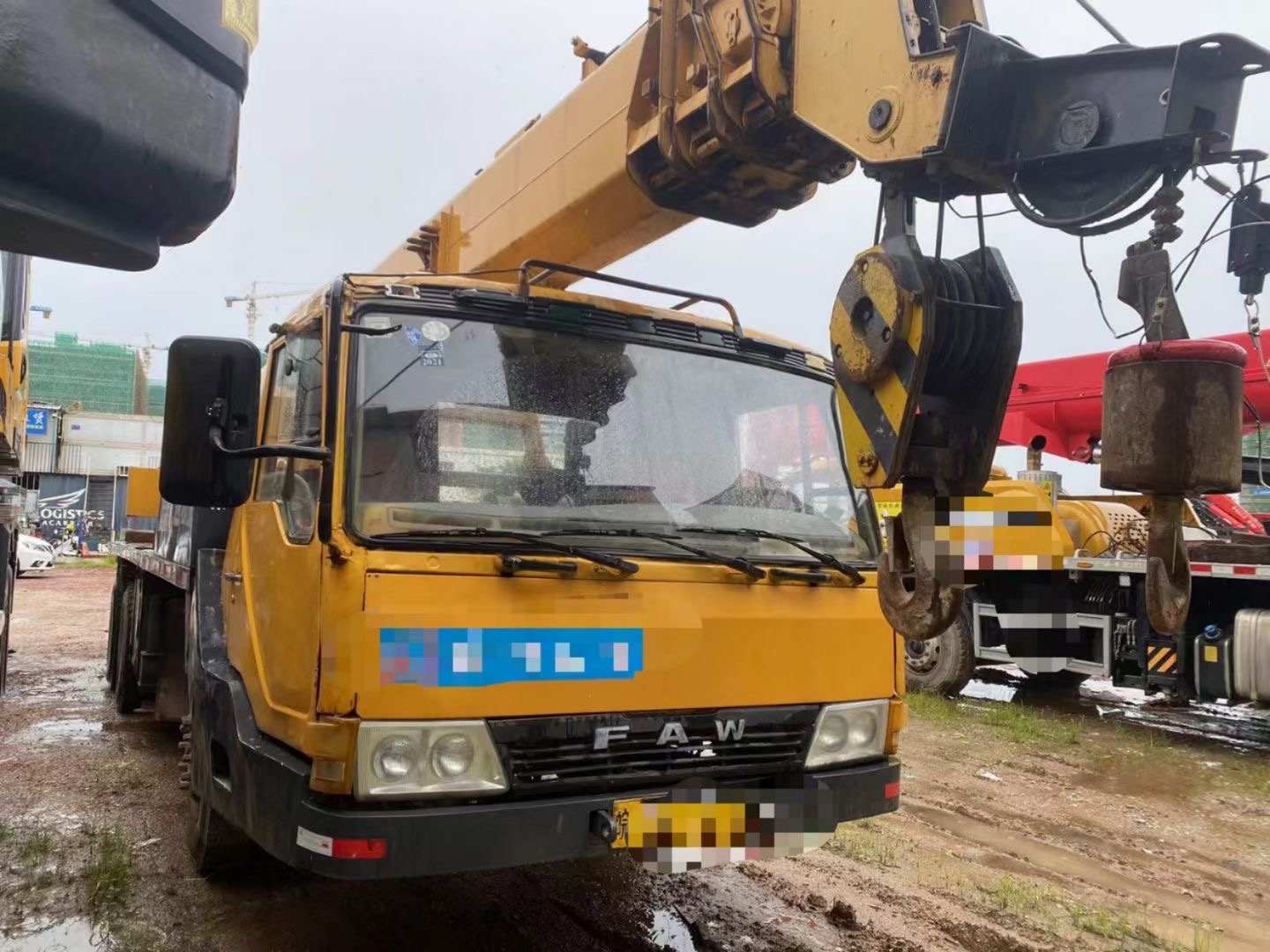 柳工2010年QZ12汽车吊