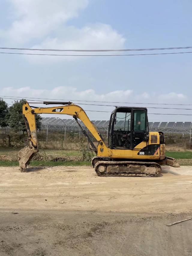 卡特彼勒306小挖